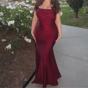 Windsor Strapless Burgundy Dress
